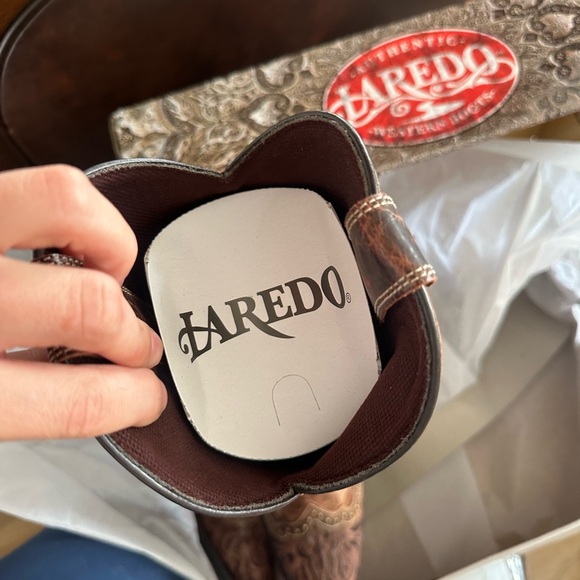 LAREDO WOMEN'S BRAYLYNN STUDDED LEATHER WESTERN PERFORMANCE BOOTS - Picture 4 of 4